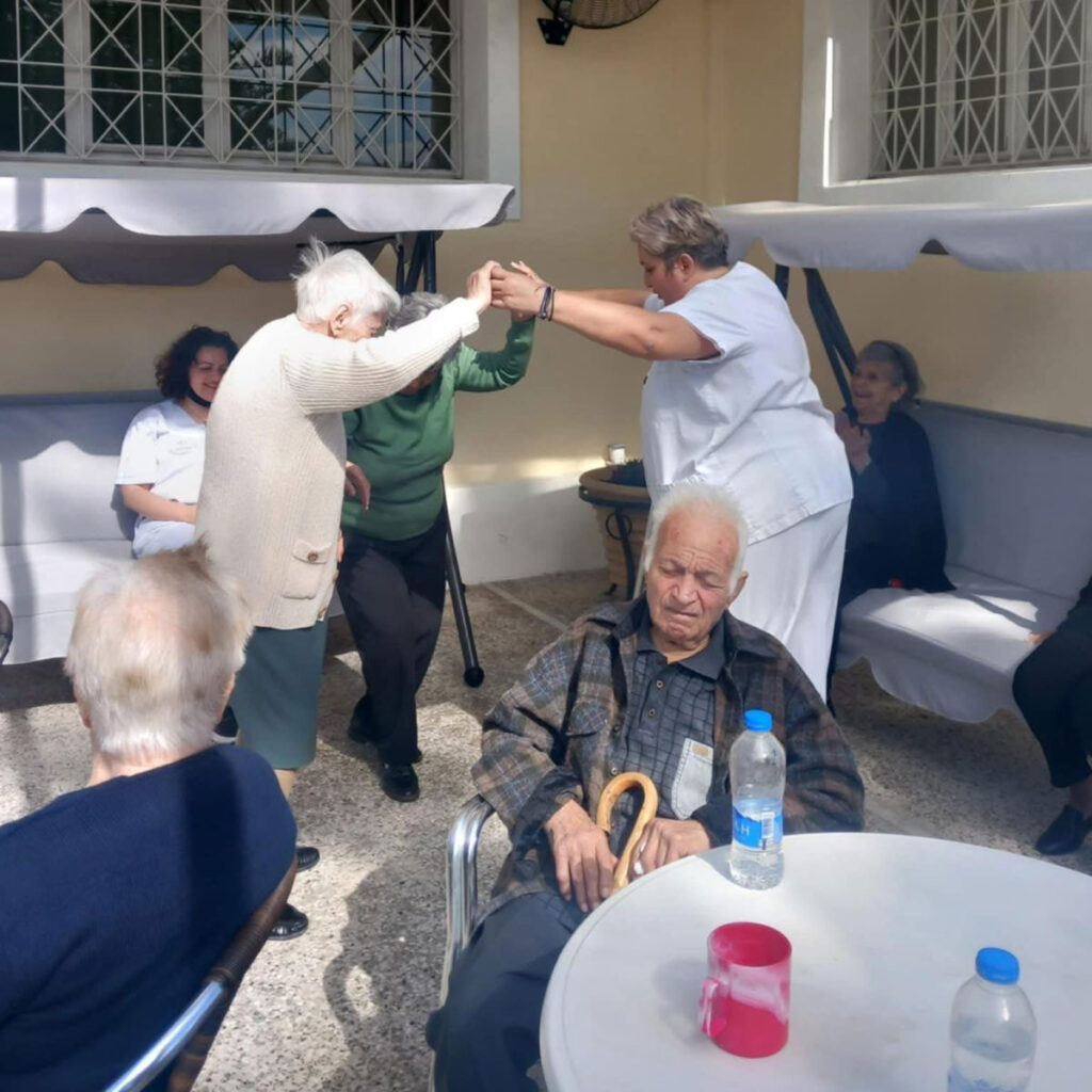 Πάσχα στο γηροκομείο